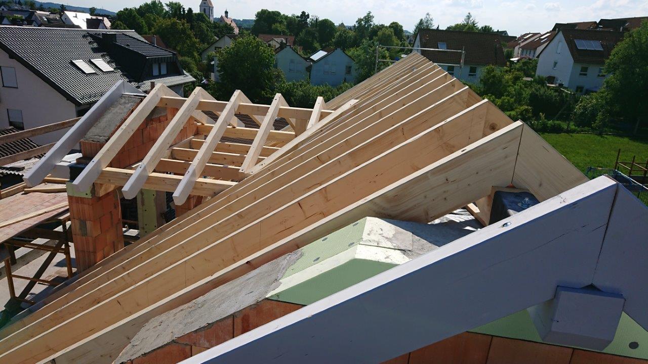 Dachstuhl von LEINS HAOLZBAU in Hirrlingen | Zimmerei und Innenausbau