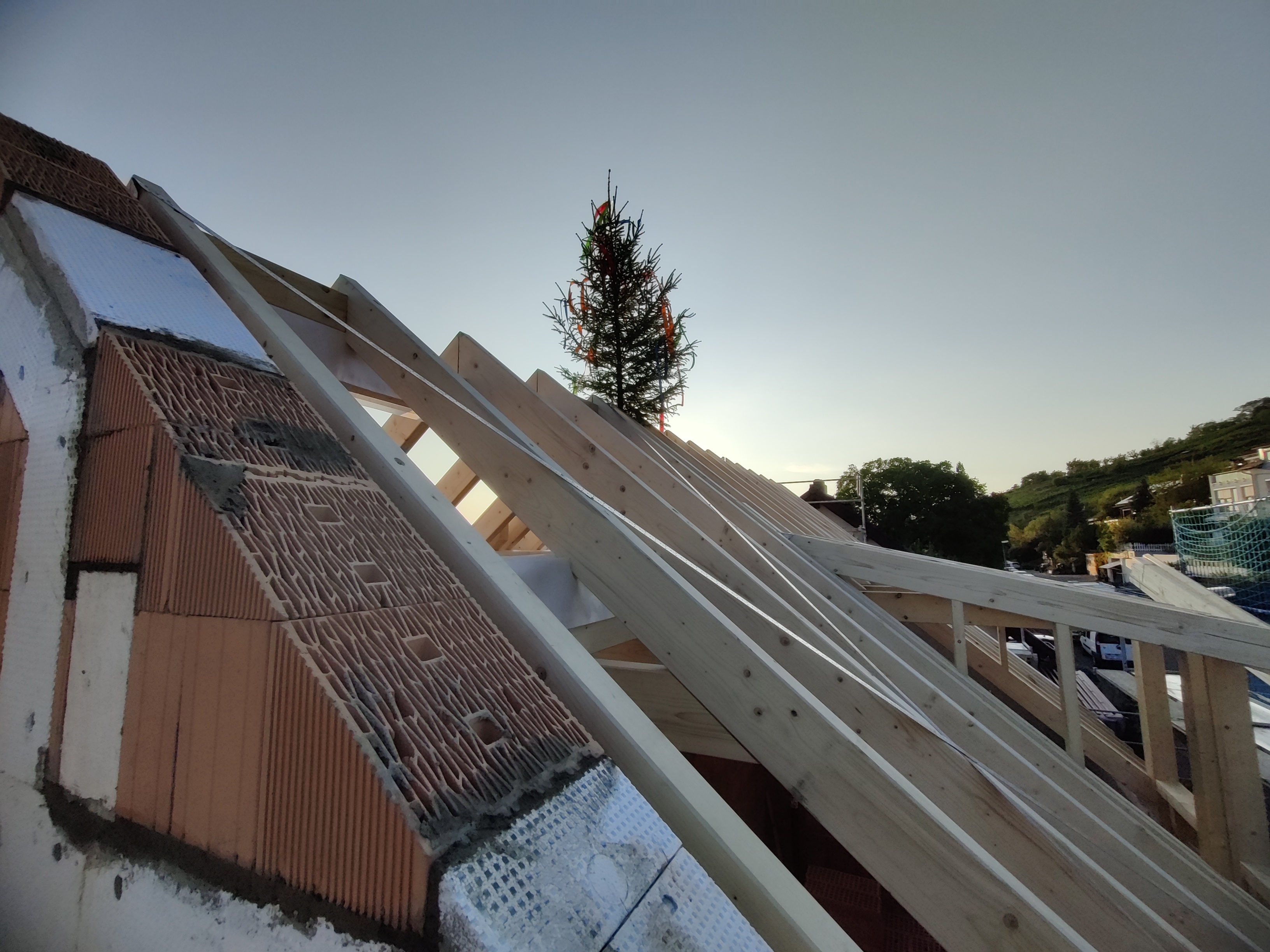 Dachstuhl von LEINS HAOLZBAU in Unterjessingen | Zimmerei und Innenausbau